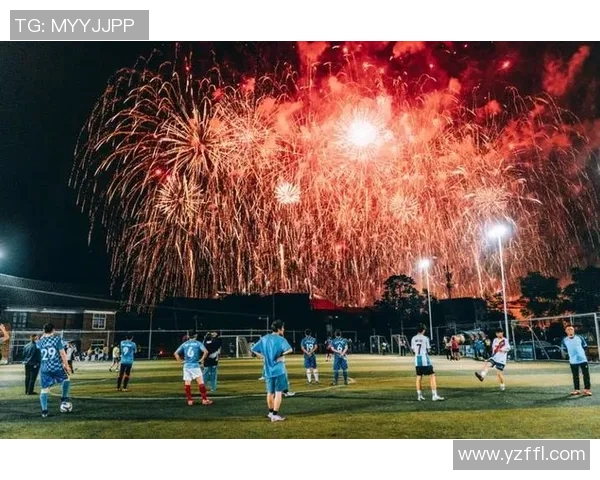 当足球明星遇上甜蜜爱情：一场绿茵场上的浪漫邂逅